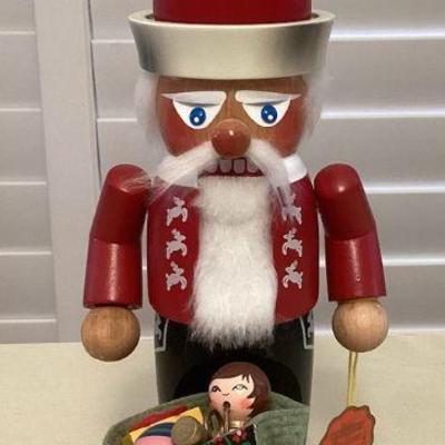 MCS001 OrigiMCS001 Original Steinbach Santa Nutcracker With Tagnal Steinbach Santa Nutcracker With Tag