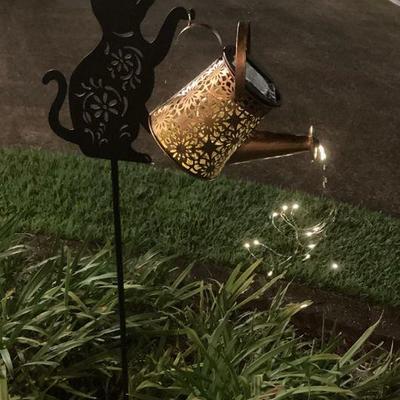 MCS115 Set Of Two Metal Cats Holding Solar Powered Lighted Watering Cans New