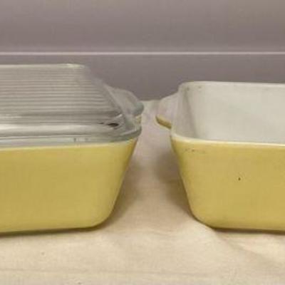 MCS029 Two Vintage Pyrex Yellow Refrigerator Dishes & One Lid