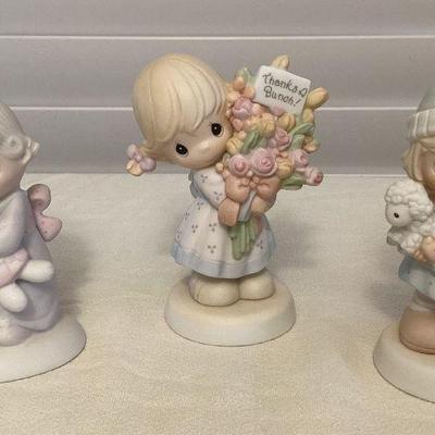MCS088 Three Precious Moments Figurines 
