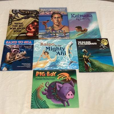 MCS017 Seven Children’s Hawaiian Hardcover Books 