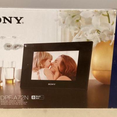 MCS184 Sony 7” Digital Photo Frame New