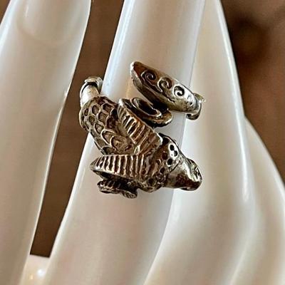 Vintage Rams Head Sterling Silver Twist Ring Size 4 W Spacer - Total Weight 6.97 Grams 