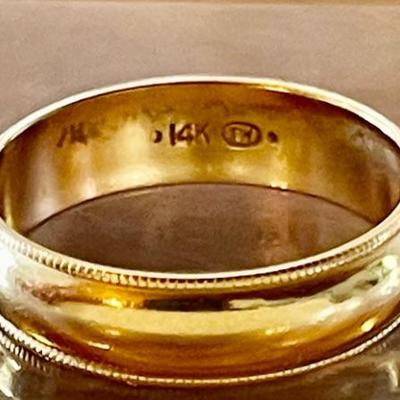 Antique 14K Yellow Gold Band Signed TW - Size 7.25 - Total Weight 3.33 Grams 