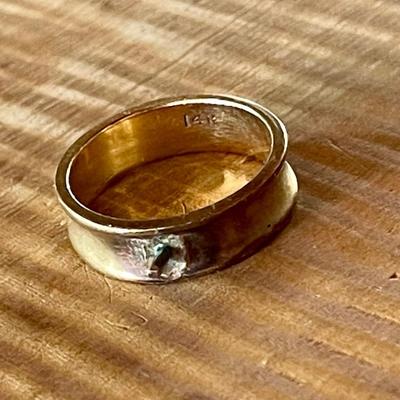 Antique 14K Gold Ring (as Is) Missing Stone Or Pearl - Size 7.5 Total Weight 4.9 Grams 