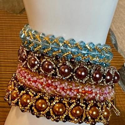 (4) Hand Made Seed Bead 7 - 7.5 Inch Bracelets Assorted Colors 