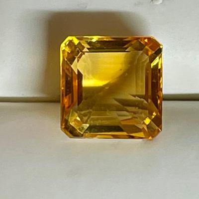 Beautiful Faceted Square Citrine Gemstone - 7.75 Carats 