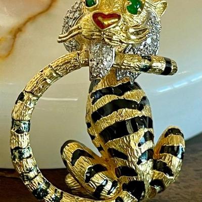 Rare 18K Gold, 31 Pave Cut Diamond, Emerald & Enamel Tiger Pin - W GIA Appraisal - Weight 32.10 G - $8100.00