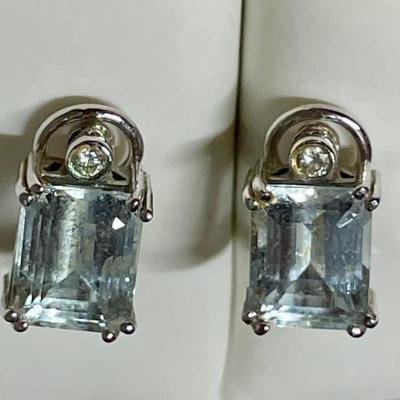 14K White Gold & Large Square Faceted Aqua Marine Stones - Total Weight 6.32 Grams 