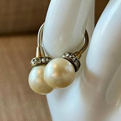 Vintage Double Twist Faux Pearl Ring With Rhinestones Size 9 