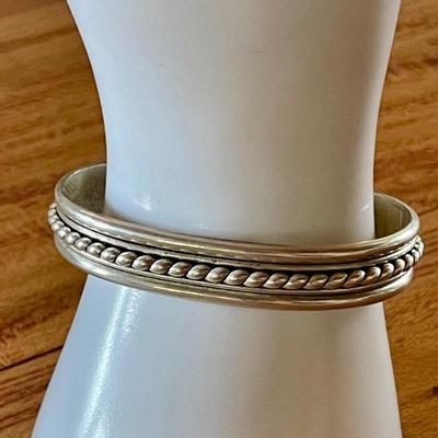 Vintage Tahe Navajo Sterling Silver Twist Cuff Bracelet - Total Weight 28.41 Grams 