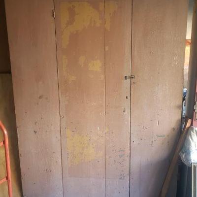 Country cabinet