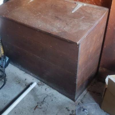 Wood box