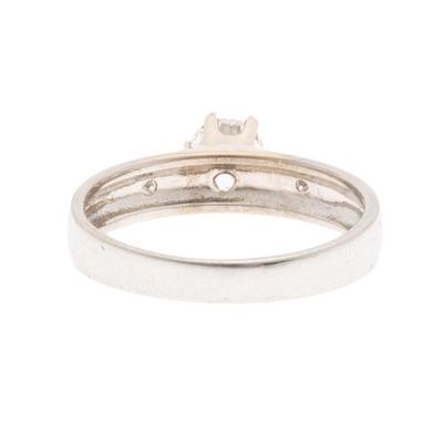 Diamond, 18k White Gold Ring
