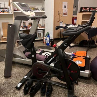 Stationary bike & treadmill 