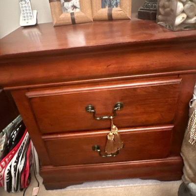 NIghtstand