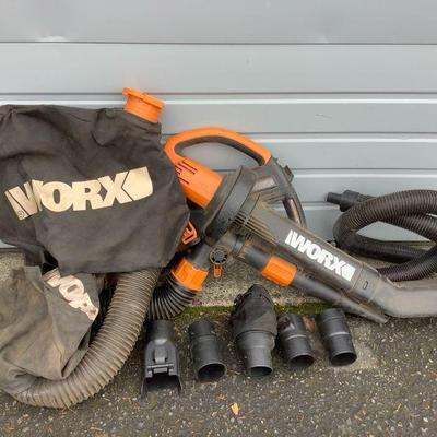 LEMO604 Worx Trivac 3 In 1	Worx 12 Amp Trivac leaf blower, mulcher and vacuum.  model WG509. 
