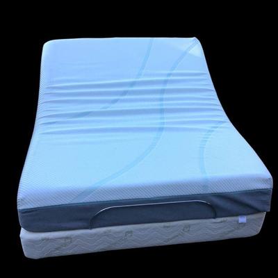 TEWA218 Tempur-Pedic Adjustable Bed	Queen size bed. Has a little rip on the bottom mattress, Comes with original remote. 
