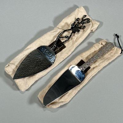 (2pc) MICHAEL ARAM CAKE SERVERS | Michael ARAM cake cutter & serving utensil. - w. 2.5 x l. 11 in

