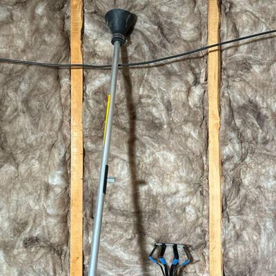 (2pc) High Ceiling Light Change Poles | The Suction cup pole 96 inches the spring action made in Mexico/Italy with three stage...