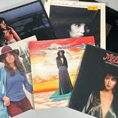 (6pc) LINDA RONSTADT & OTHER VINYL RECORDS | Vinyl record albums including: Linda Ronstadt "Prisoner in Disguise" (7E-1045)...