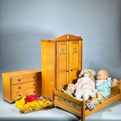 LARGE LOT DOLL ITEMS, FURNITURE & ACCESSORIES | A collection of doll-related items, including three pieces of wooden doll furniture:...