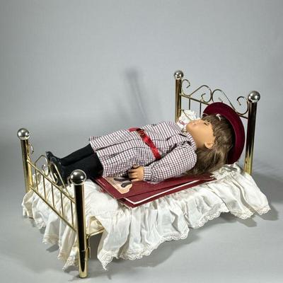 American Girl Doll Samantha | Samantha American Girl Doll in original outfit with brass bed and bedding. - h. 18 in (doll)

