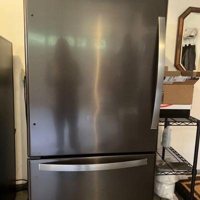 Whirlpool fridge freezer