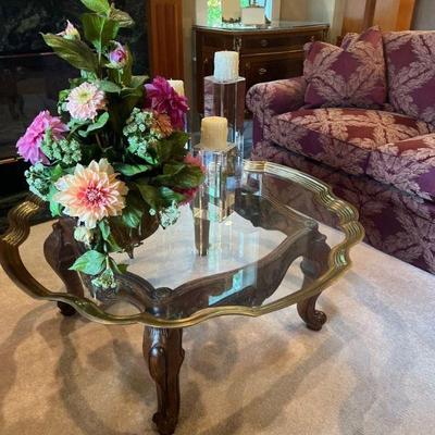 glass coffee table 
