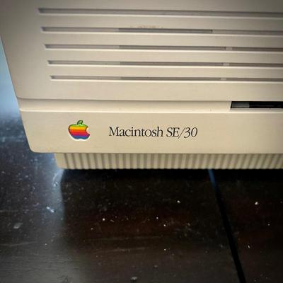 Apple Macintosh SE/30