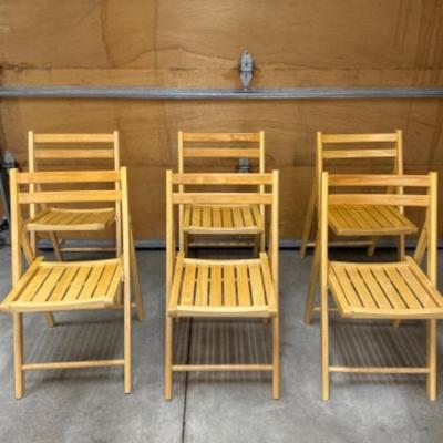 Wood Folding Chairs