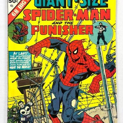 #77 • 1975 Marvel Comic Book #4 Giant-Size Spider-Man And The Punisher 