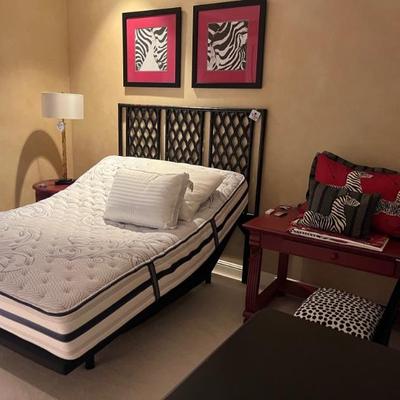 Queen Beautyrest

