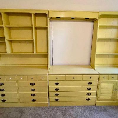 Lot 087-TOY: Vintage Ethan Allen Wall Unit