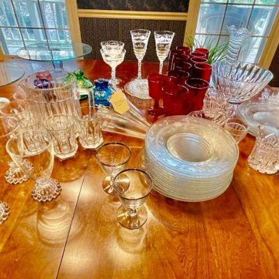 Lot 011-DR: Glassware Collection