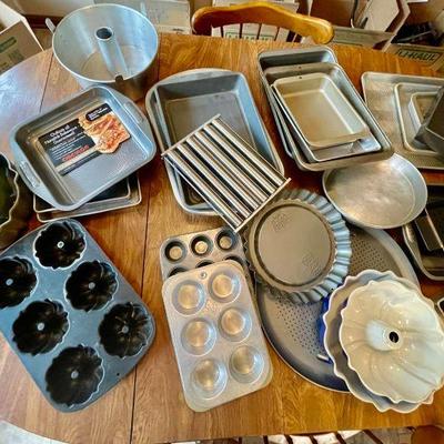 Lot 037-K: Quite a Bakeware Collection