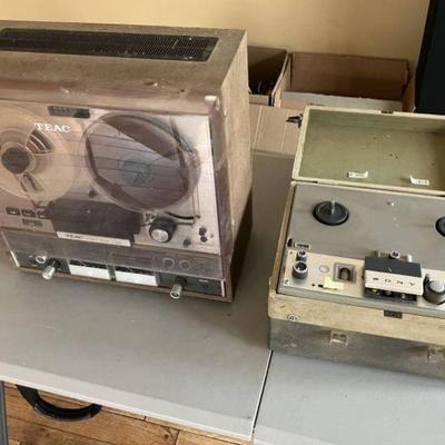 Lot 049-LR: Vintage Reel-to-Reel Tape Recorder Duo