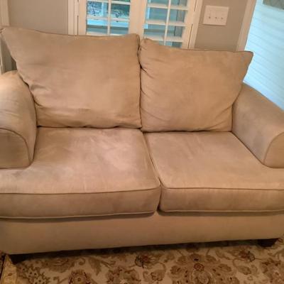 $179 loveseat 37”H 67”L 38”depth