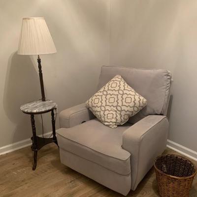 Reclining chair 