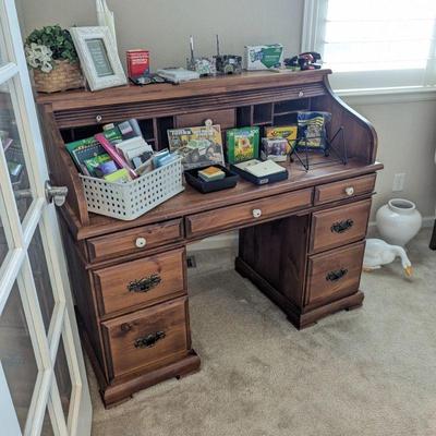 Sale Photo Thumbnail #58: Rolltop desk