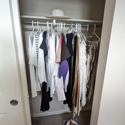 Women's clothing, multiple sizes, table runners