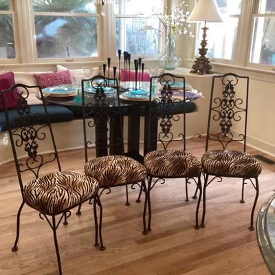 All items available online at estatesalessupreme.com immediately through December 5th.  Prices and measurements on the company site under...