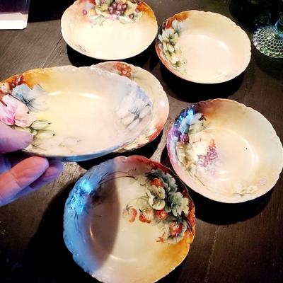 Set 6 Haviland Berry bowls