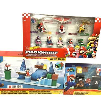 TN141 NEW Super Mario Play Sets Age 3	Largest box has tiny hole and crease.

