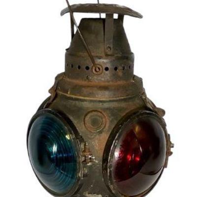 TN169 Antique Chicago Adlake Non-Sweating 4-Way Signal Railroad Lamp	Very Rare find Adlake Railroad lamp. Has all 4 lenses. Two green two...