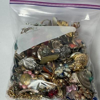 bag of Misc Jewelry