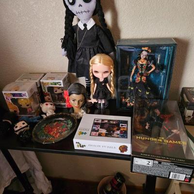Villians Funko Pops, Dia De Los Muertos, Hunger Games, Hawaiian chalkware, Zombie Doll, Blyth Goth Doll