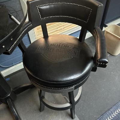 Harley Davidson barstools and table