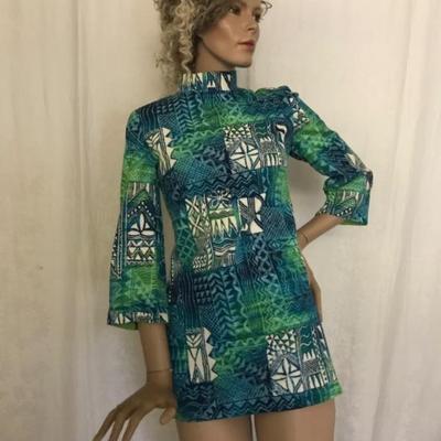 Hawaiian Print • Bell Sleeve • Tunic/Mini • 25” Waist • $25
