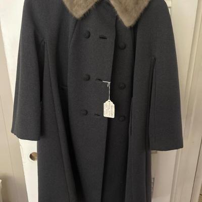 Gray • Wool • Coat • w/Mink Collar • Size M • $60